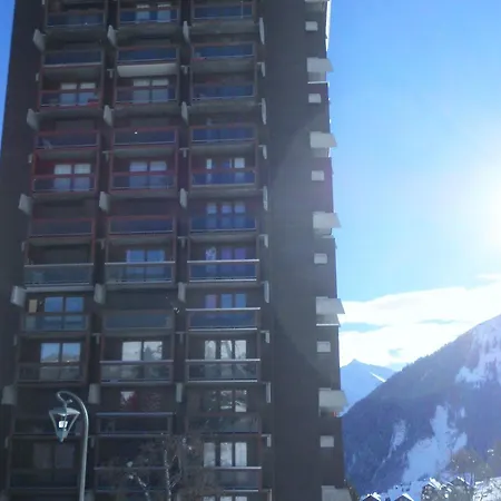 Chaleureux, Skis Aux Pieds, Balcon Sud Avec Vue Pistes - Fr-1-267-192 *
